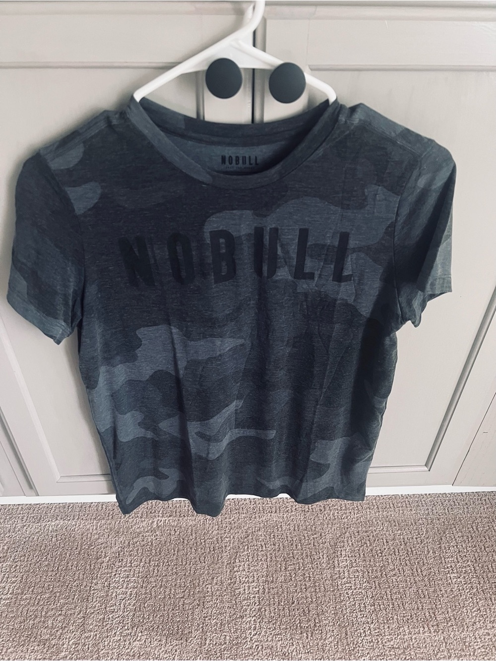NOBULL Heathered Gray camo Logo Tee - XL youth or Med woman
